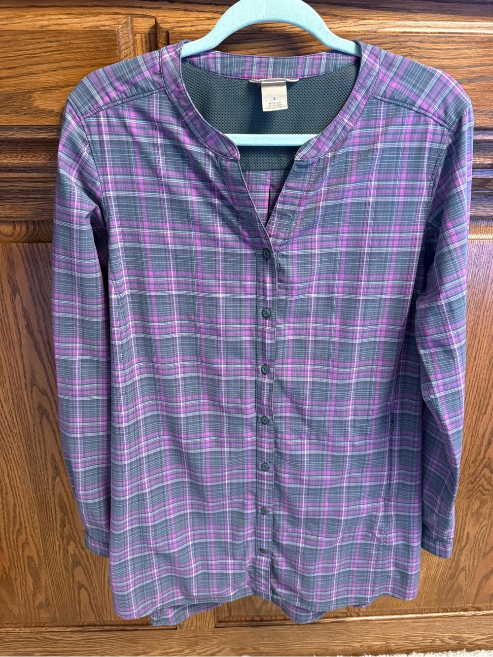 Duluth Trading Co Gray and Pink Plaid Button-Front Shirt - Picture 2 of 5